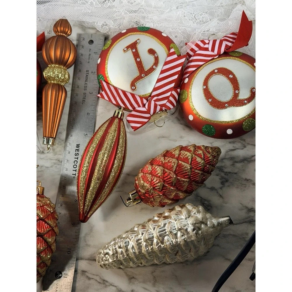 VTG Christmas Ornaments‎ set of 9 Plastic (P 2896)